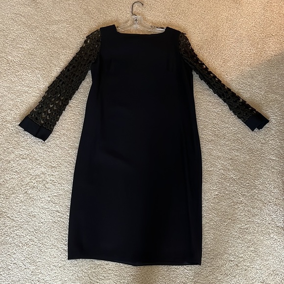 Vintage 1960’s Black Crepe W/ Crocheted Sleeves Cocktail Dress Size Small - Picture 17 of 17